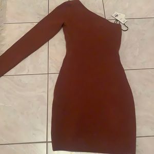 New Abercrombie one sleeve dress